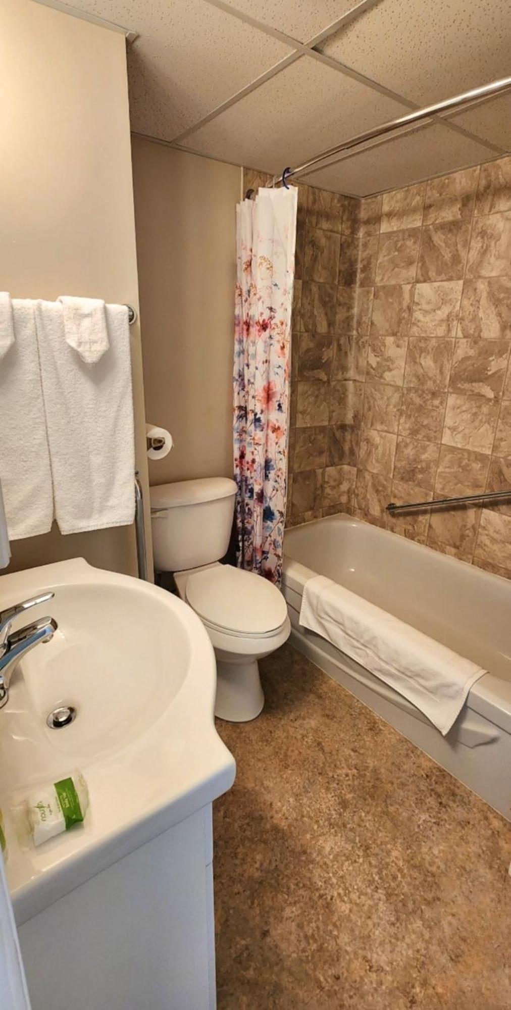 The Medicine Hat Villa Ngoại thất bức ảnh
