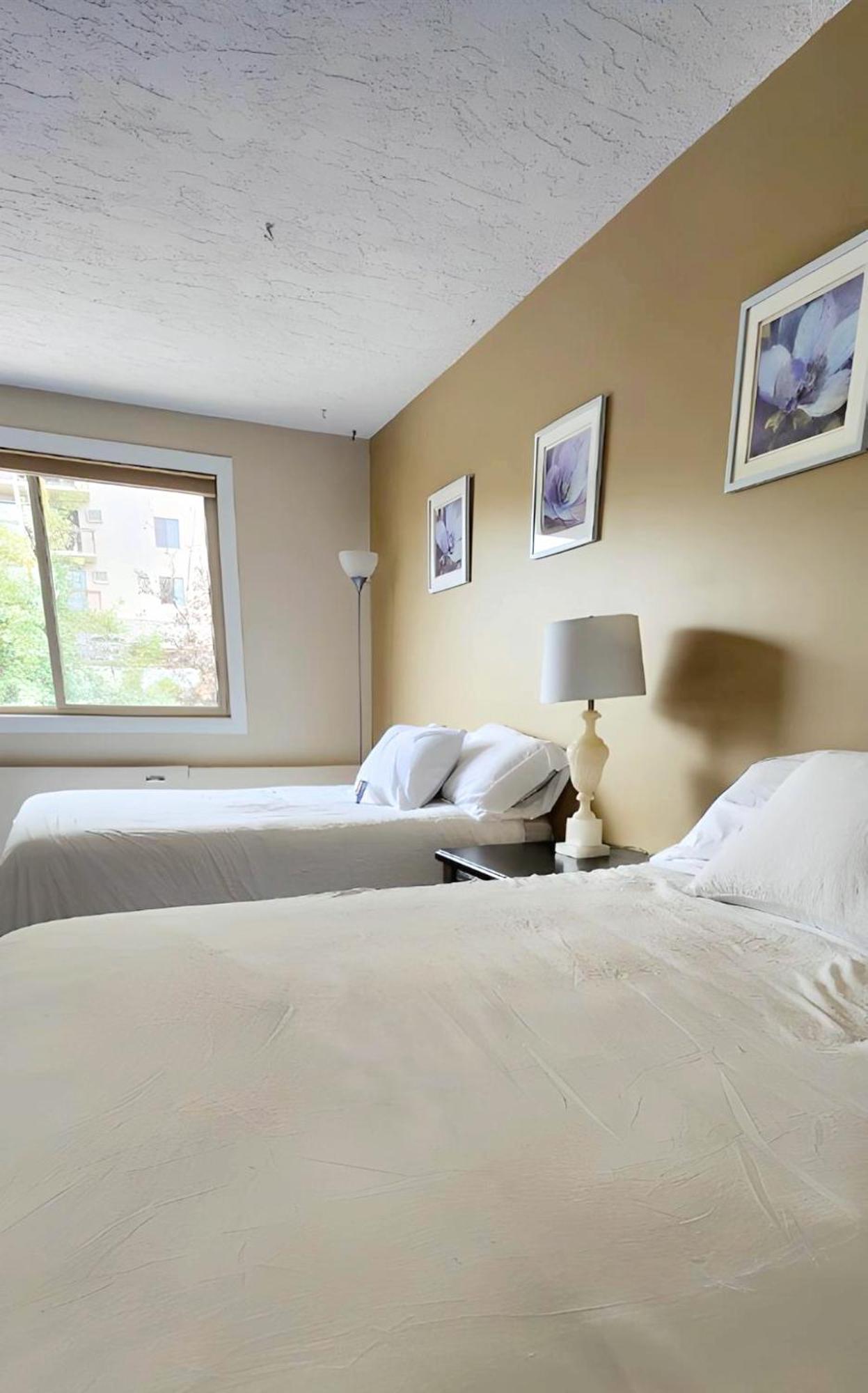 The Medicine Hat Villa Ngoại thất bức ảnh