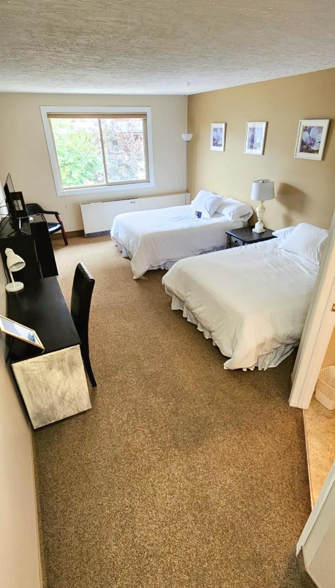 The Medicine Hat Villa Ngoại thất bức ảnh